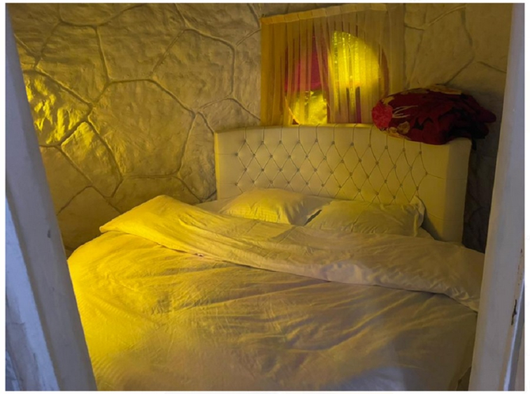 رزرو سوئیت سنگی ساحلی